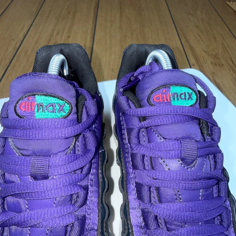 Nike Air Max 95 Kids Youth Size 4Y Purple Teal Iridescent‎ AJ1899 500